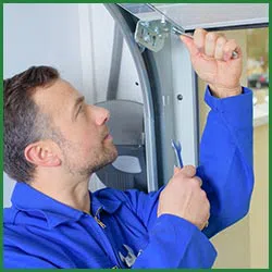 Quality Garage Door Cleveland, OH 216-800-5545 - side-t-21-gr-39m-garage-door-installation